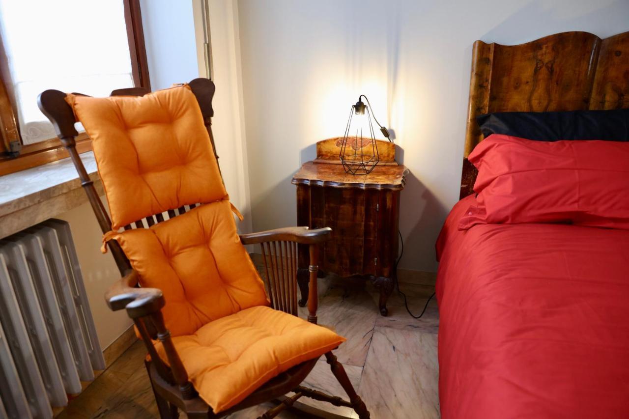 La Casa Dei Nonni - Ampio Trilocale Zona Lingotto Lejlighed Torino Eksteriør billede
