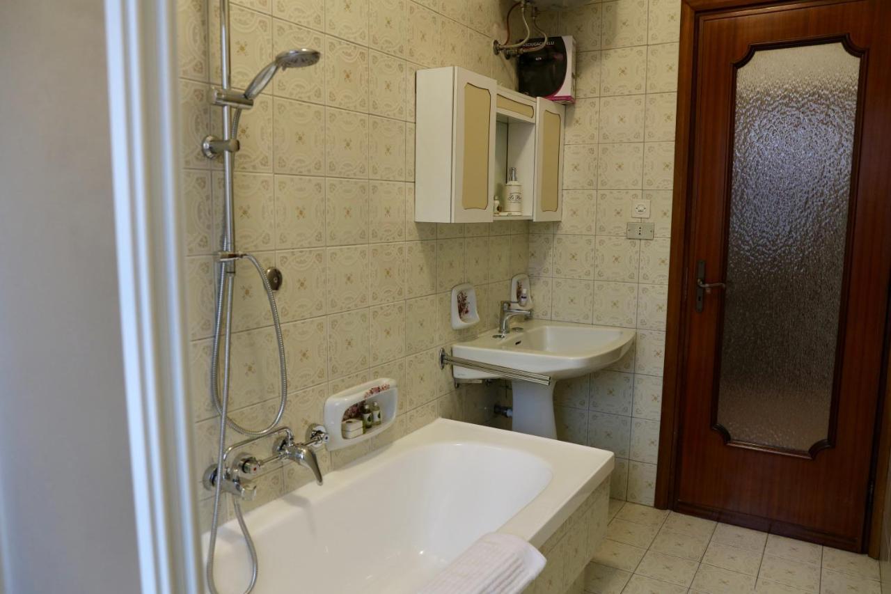 La Casa Dei Nonni - Ampio Trilocale Zona Lingotto Lejlighed Torino Eksteriør billede