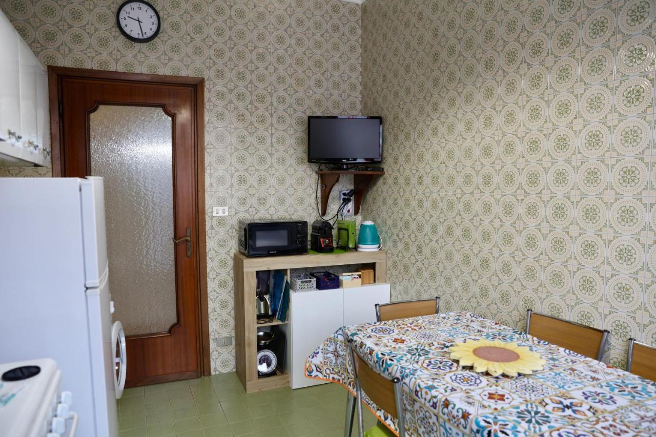 La Casa Dei Nonni - Ampio Trilocale Zona Lingotto Lejlighed Torino Eksteriør billede